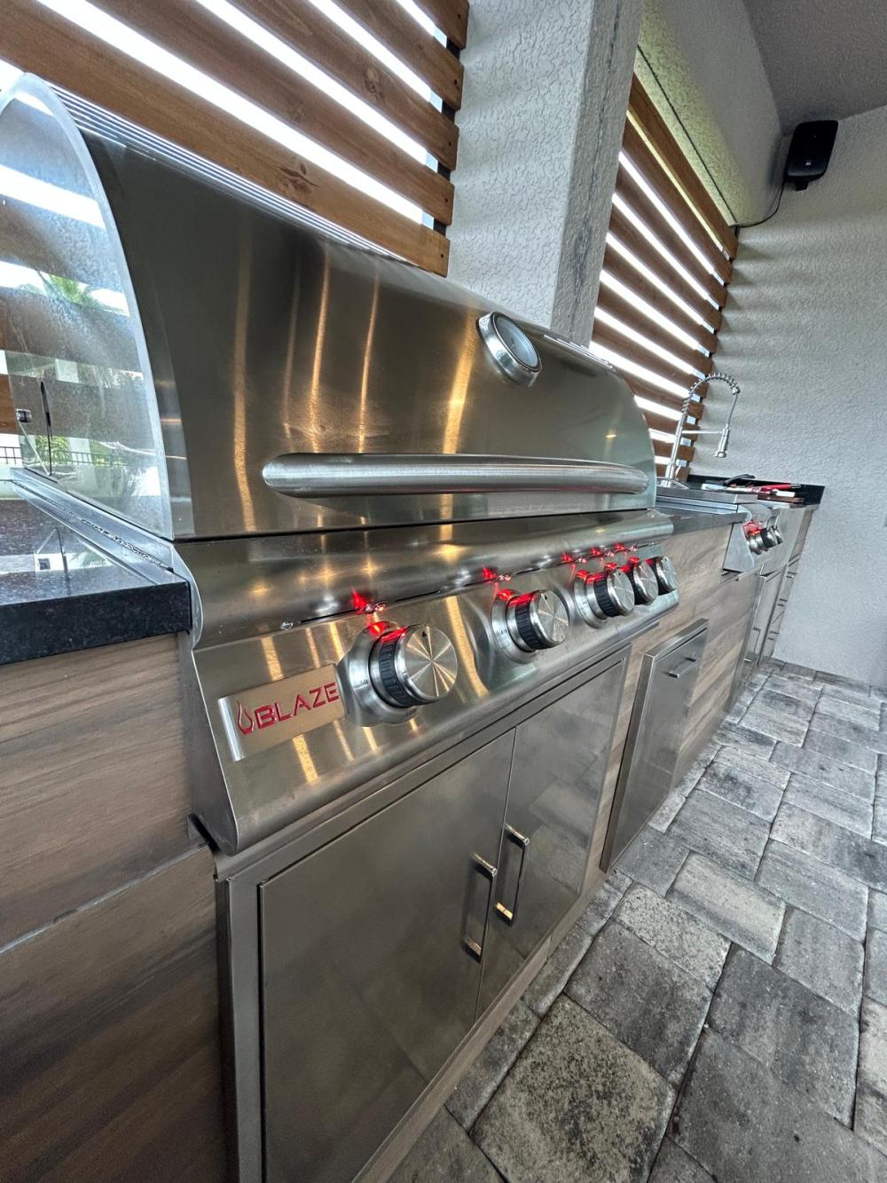 Summers kitchen 01